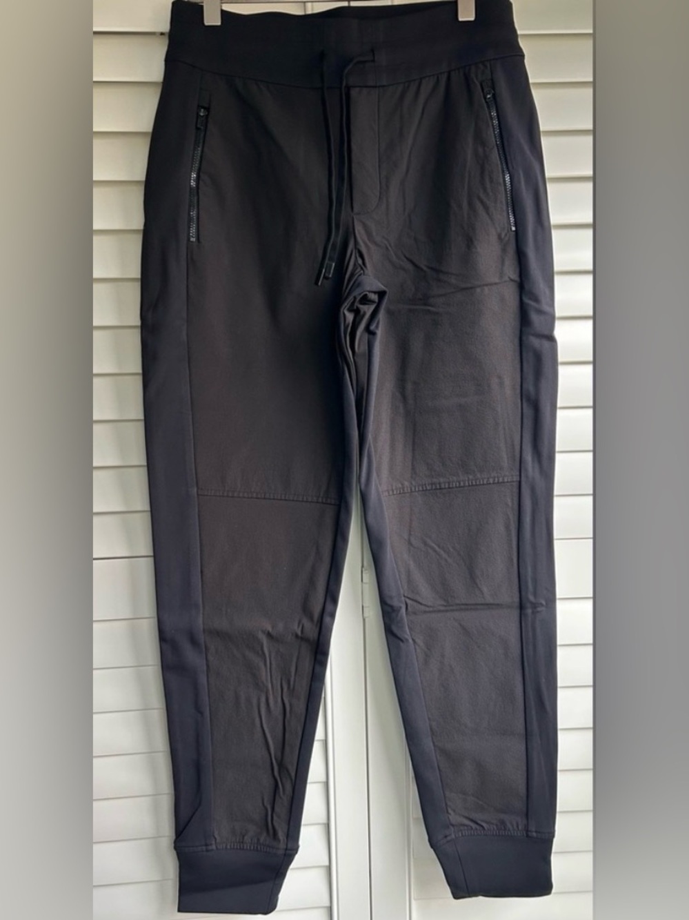 Athleta Headlands Hybrid Trek Mid Rise Jogger black size 4